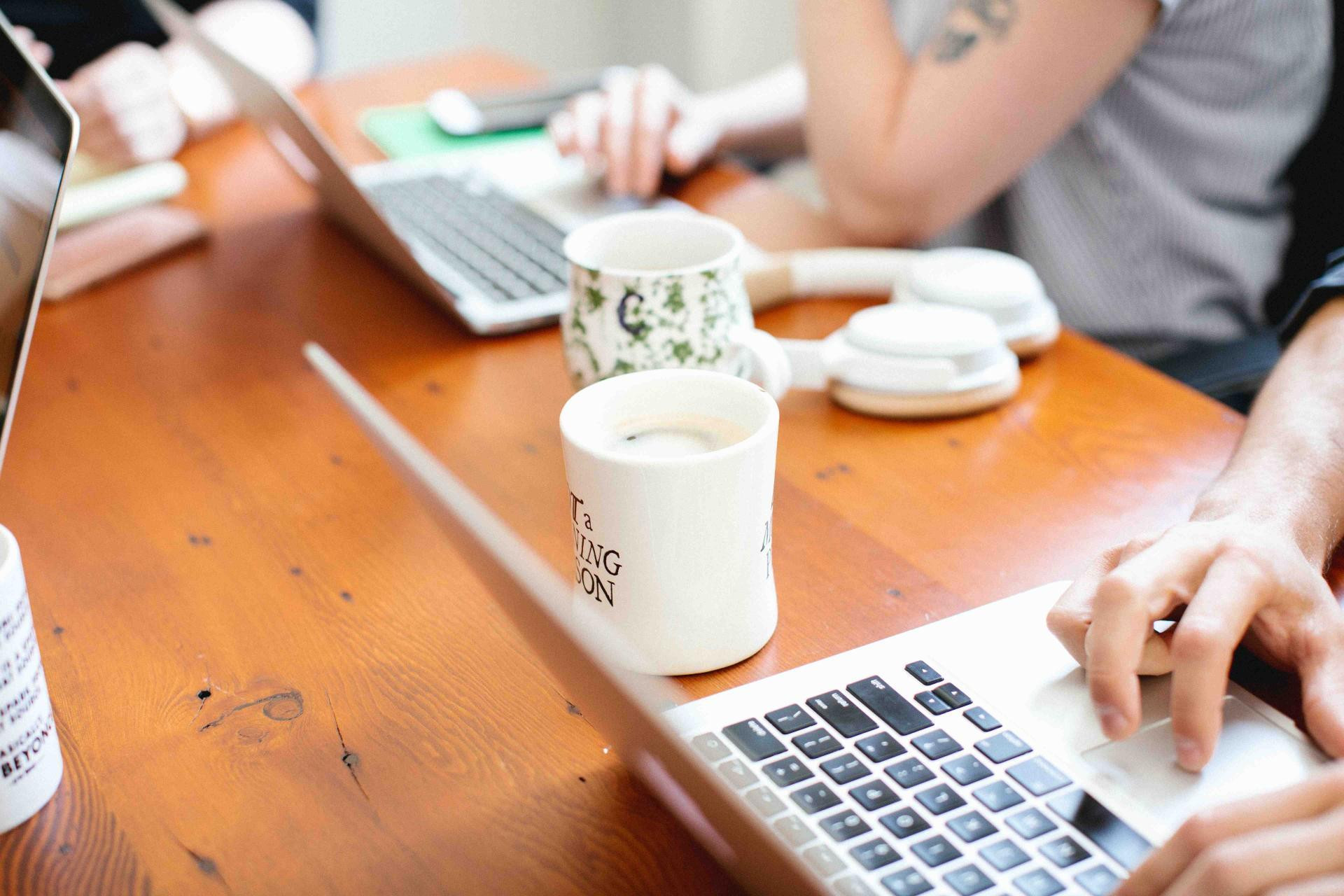 Employer branding para empresas remotas: cómo destacar sin oficina física
